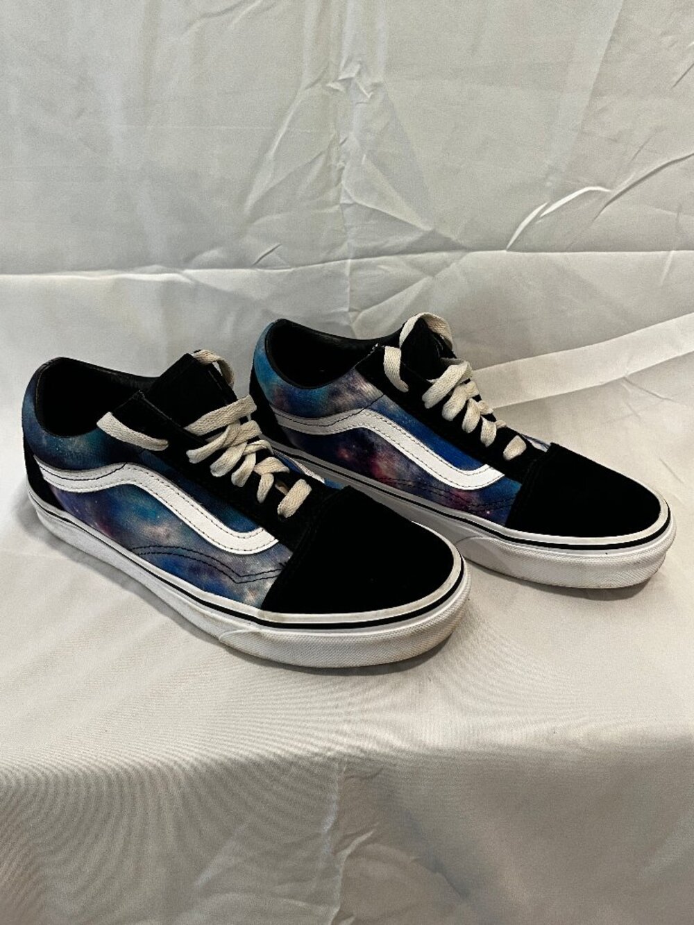 Vans Old Skool Galaxy & Black Skate Shoes - Women's 7